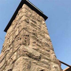 cheminee avec mortier neuf après restauration